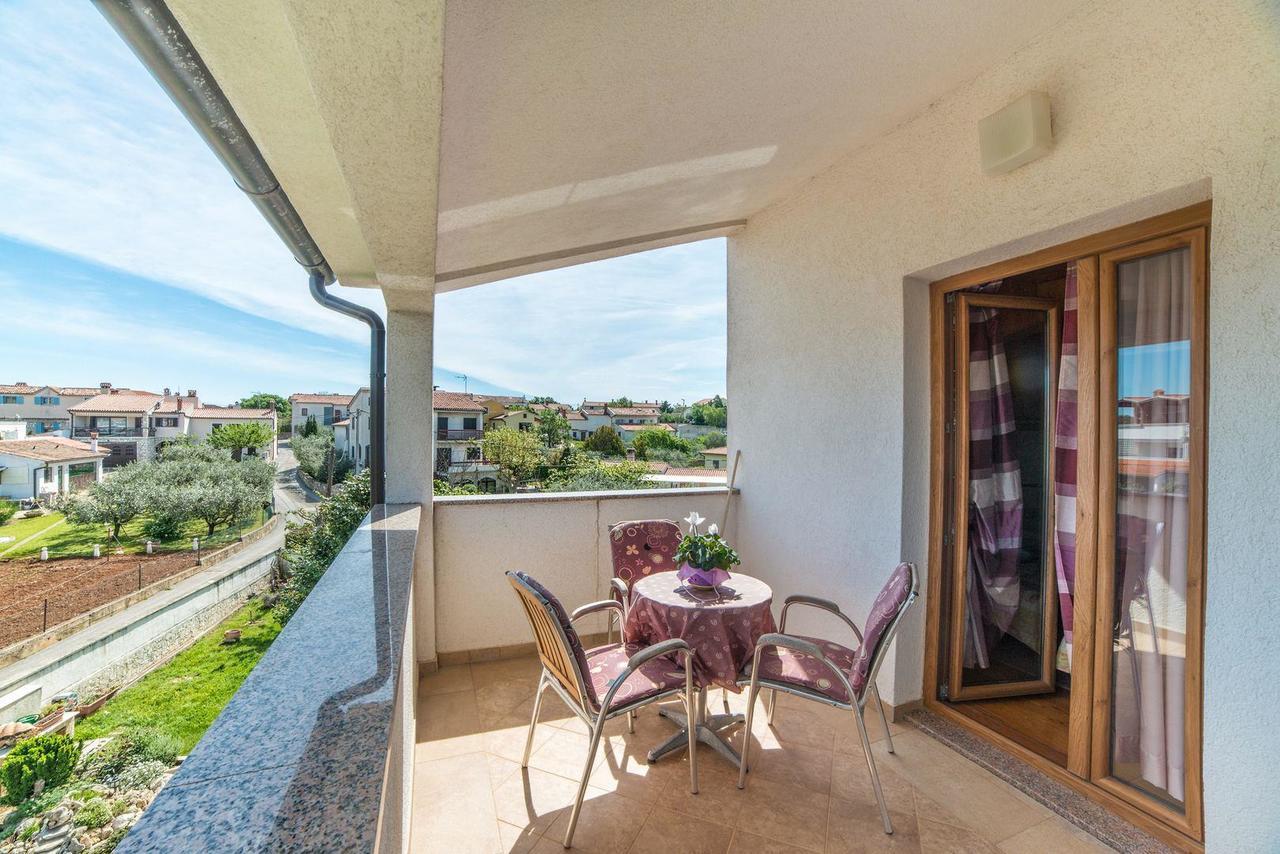Apartments And Rooms Ana Pomer 217 Exterior foto
